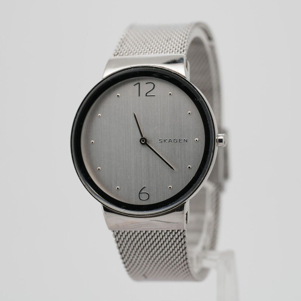 Skagen Freja SKW2380 Silver Mesh Women's Quartz Watch – 34mm – New Battery